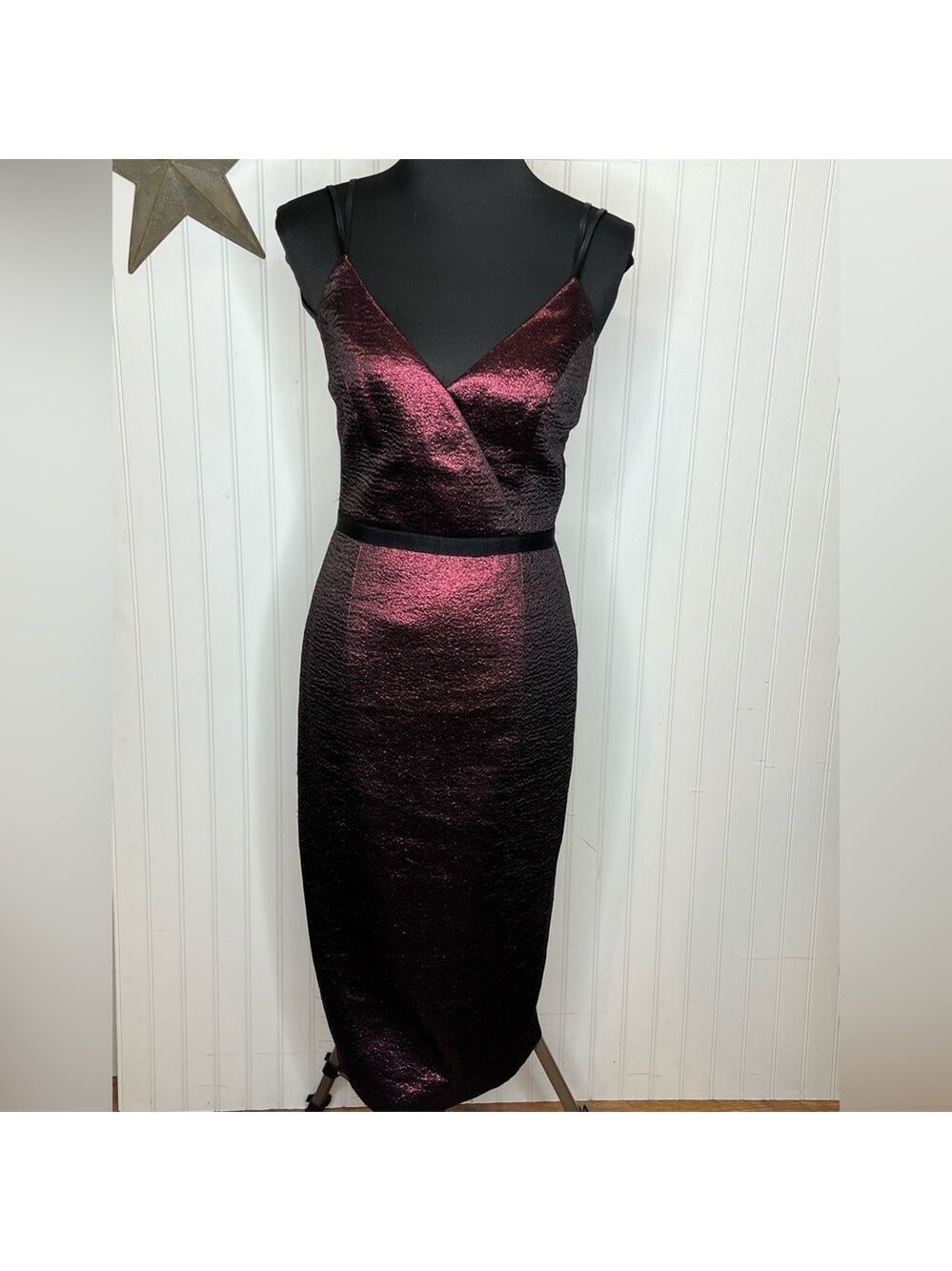 Cinq a Sept Elegant Burgundy Metallic Sleeveless Dress Size 4